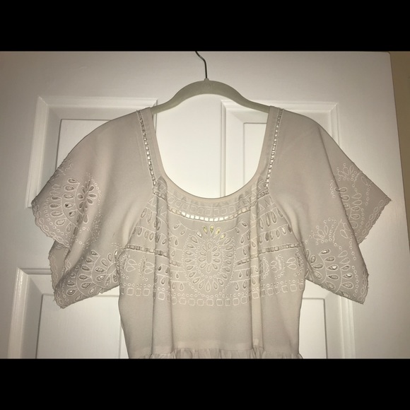 nude flower cut out dress - Picture 2 of 6